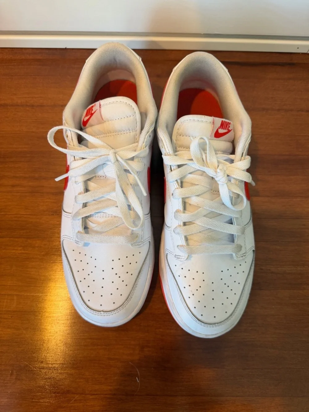 Nike Men’s Dunk Low Retro leather sneakers